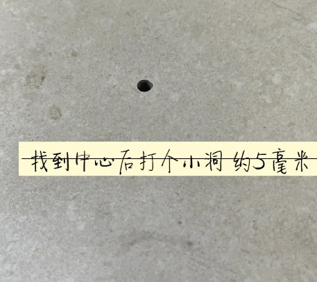 永寿瓷砖空鼓维修公司专业解答在瓷砖铺贴过程中，如果砂料搅拌不均匀，将会带来以下问题